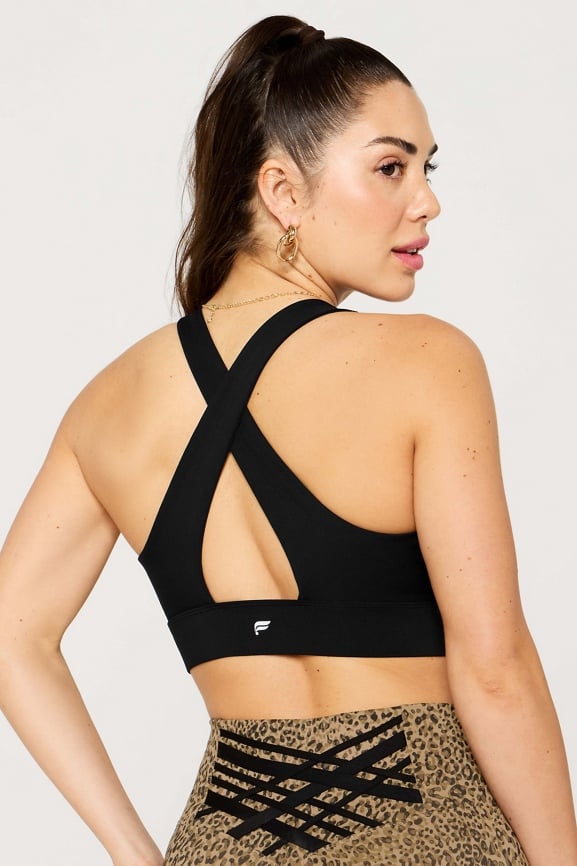 Oasis Twist Medium Impact Sports Bra