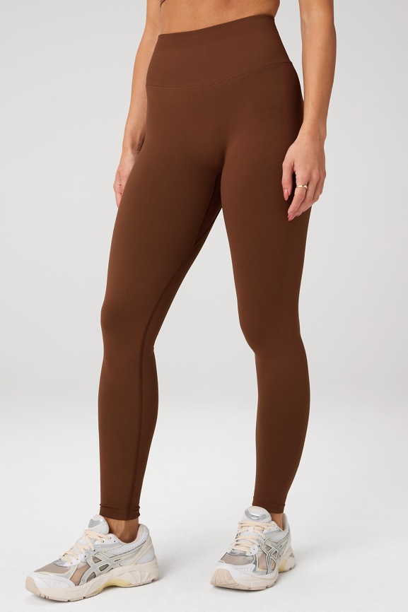 Sleek Seamless Low Impact Bra + Scrunch Legging 2-Piece Outfit