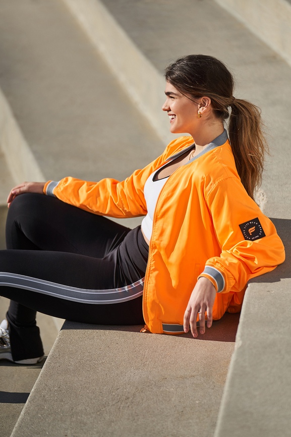 メンズウェア SATIN GOLF JACKET ORANGE TGA-MB08 SATIN GOLF JACKET ORANGE TGA-MB08 Satin Bomber Jacket - Fabletics