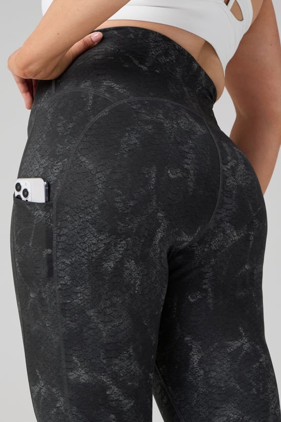 Cold Weather High-Waisted Pocket Legging