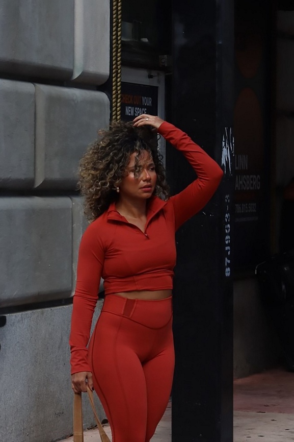 Half-Zip Long-Sleeve Crop Top - Fabletics