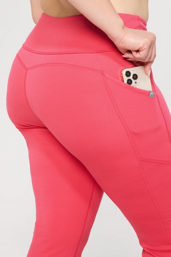 StretchTech™ Kick Flare Scrub Legging
