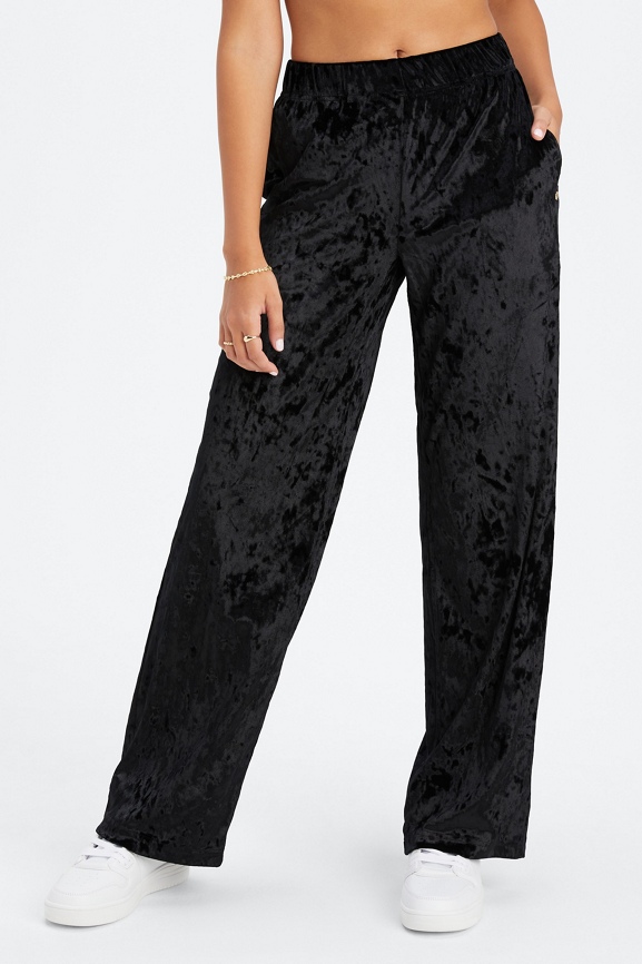 Go-To Crushed Velour Wide Leg Pant - Fabletics