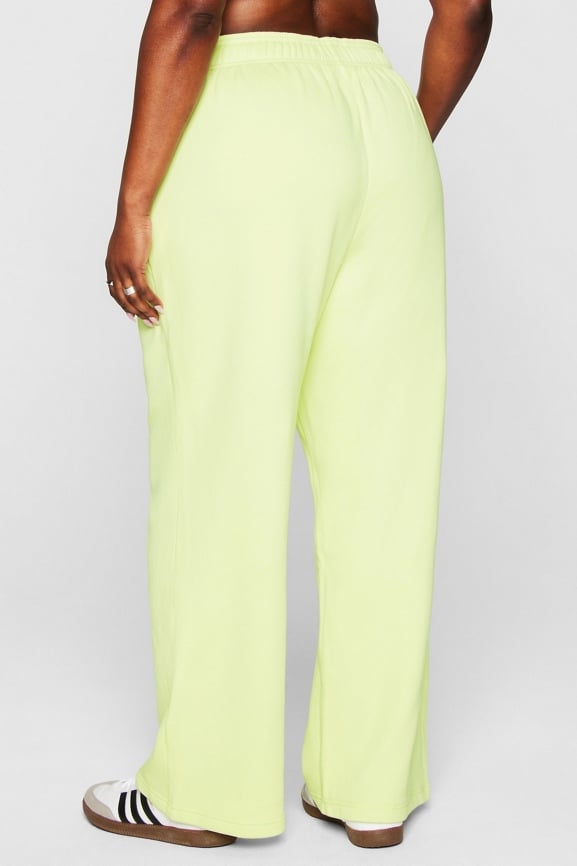 Cozy Fleece Wide Leg Sweatpant