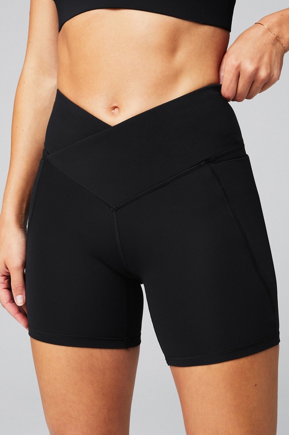 Oasis PureLuxe HW Crossover 6'' Short - Fabletics