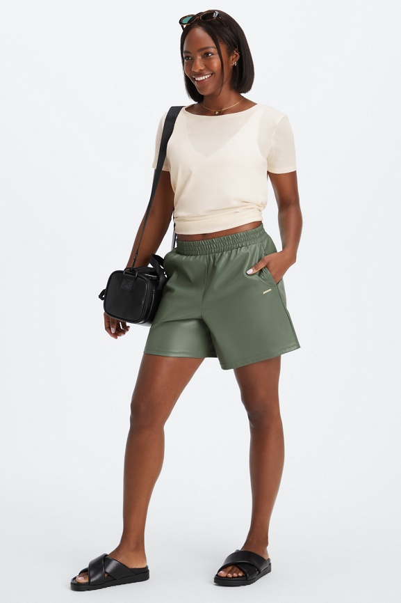 Vegan Leather High-Waisted Short - Fabletics