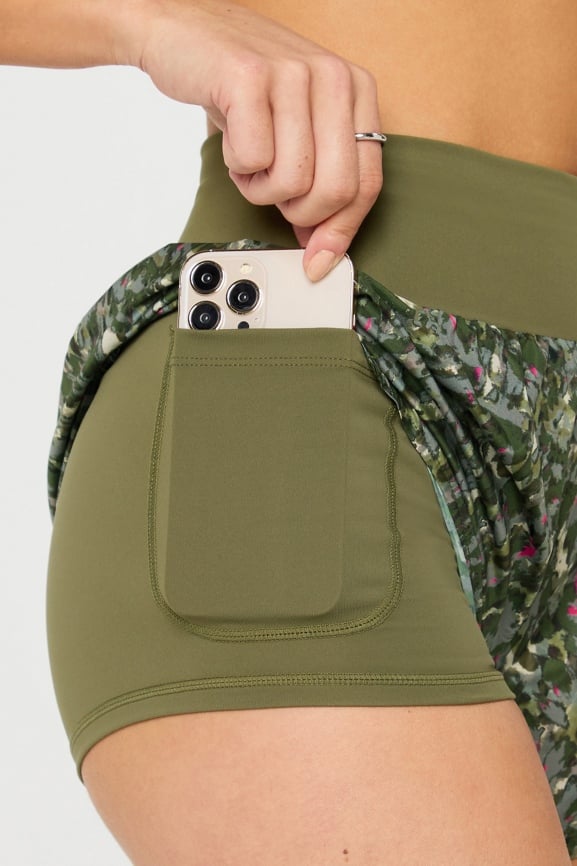 Sun Chaser 3'' Short