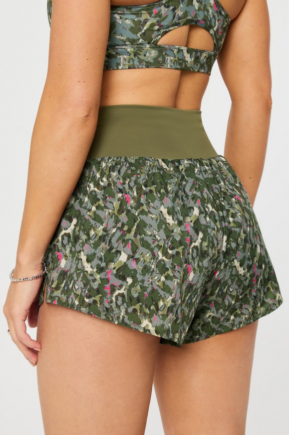 Sun Chaser 3'' Short