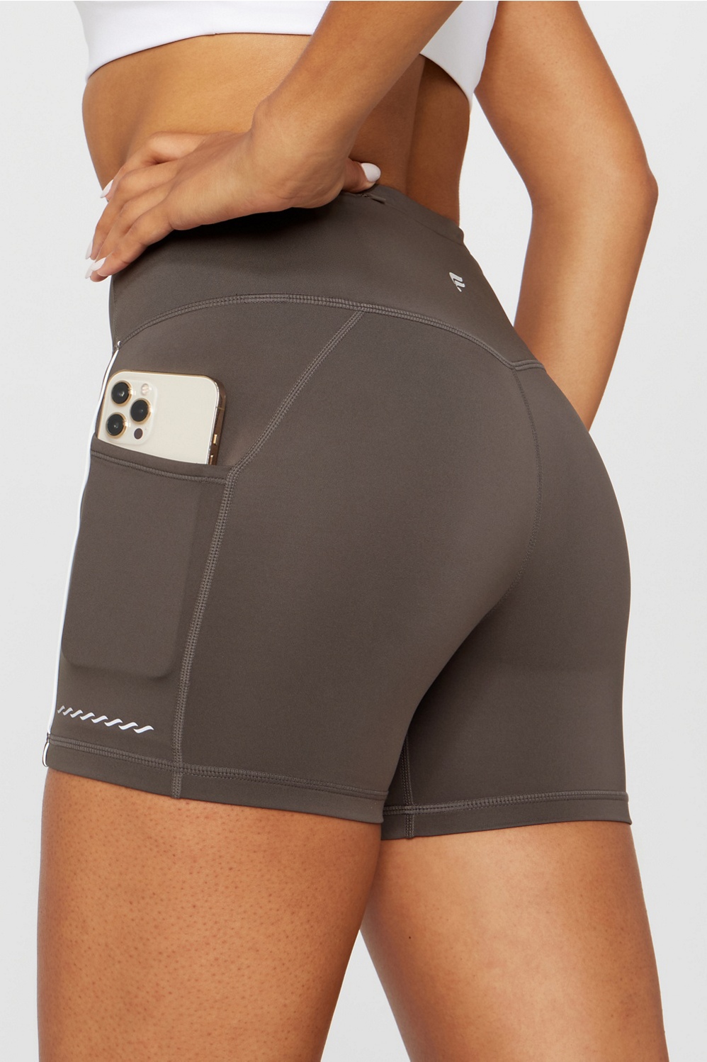 Anywhere Motion365+ HW Piped Run Short 4"