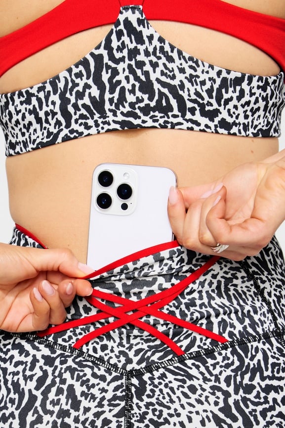 Boost PowerHold® High-Waisted Short 4"