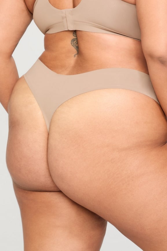 Smoothed Reality Mid Rise Thong