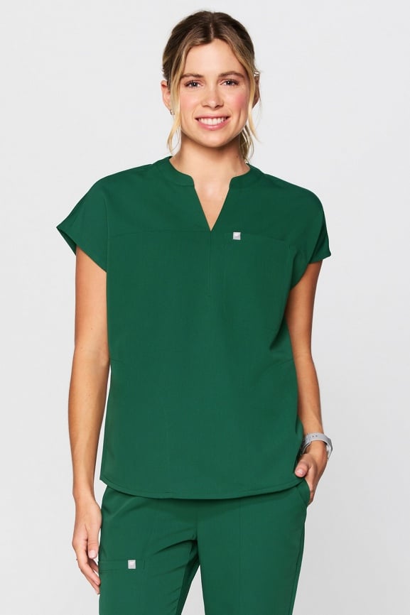 スキンボリック Evolve Oversized Scrub Top - Fabletics