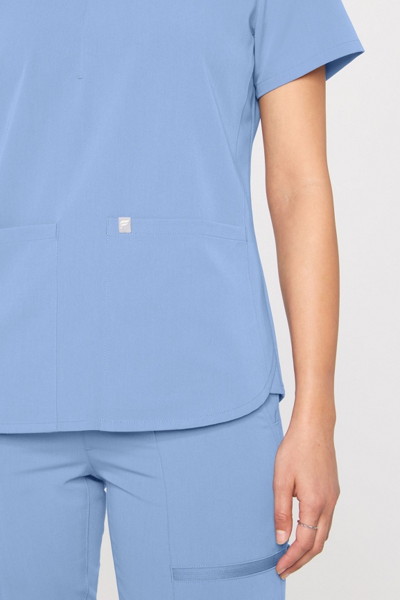 Method 2-Pocket Scrub Top