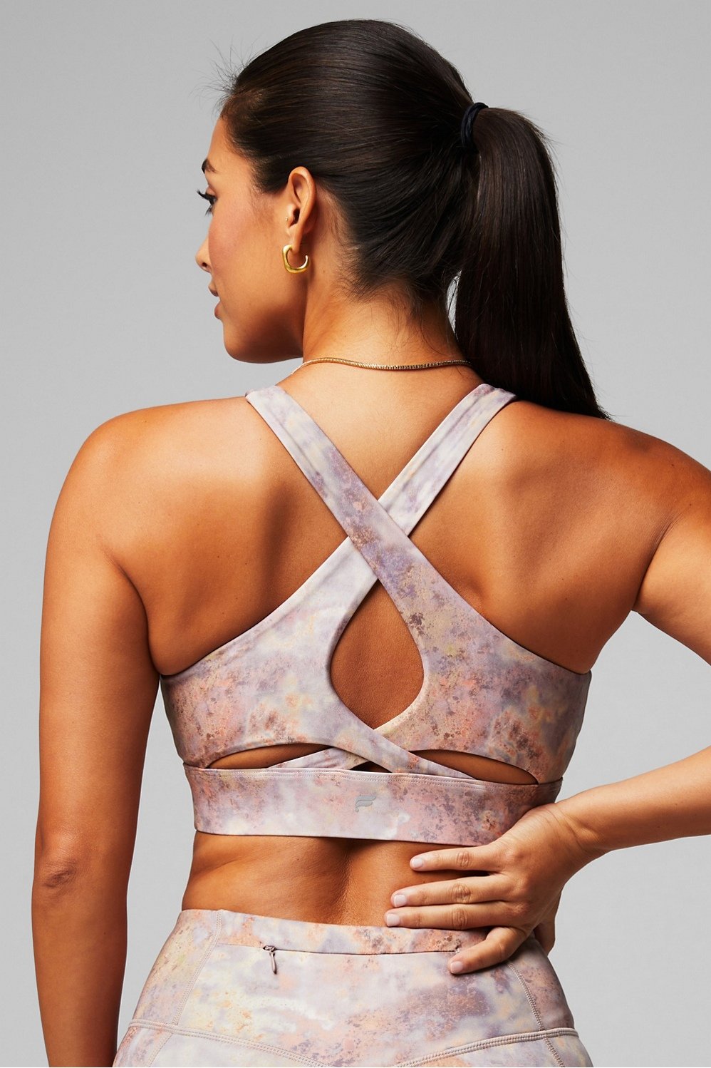 Gymshark true texture tie back sports bra, Women's Fashion, Activewear on  Carousell