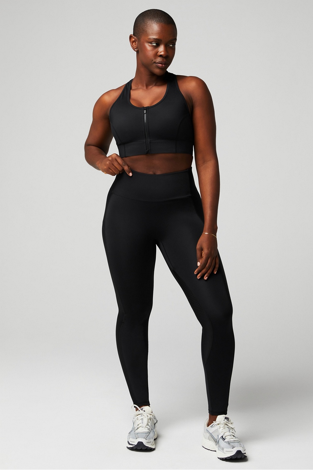 On-The-Go Zip Medium Impact Sports Bra - Fabletics