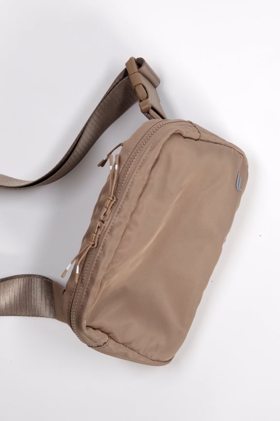 ANOETIC ■ CLASSIC BELT SHOPPER BAG_2COLOR The Big Belt Bag - Fabletics