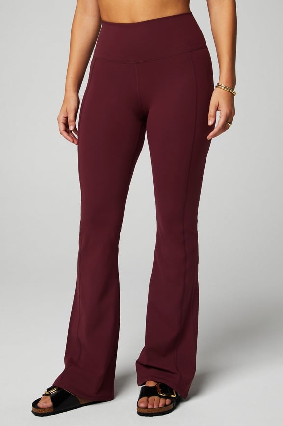 On-The-Go Bra + Oasis Kick Flare Outfit