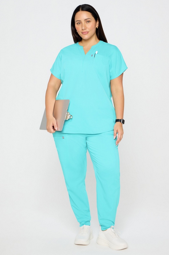 Evolve 3-Pocket Top + High-Rise On-Call Jogger
