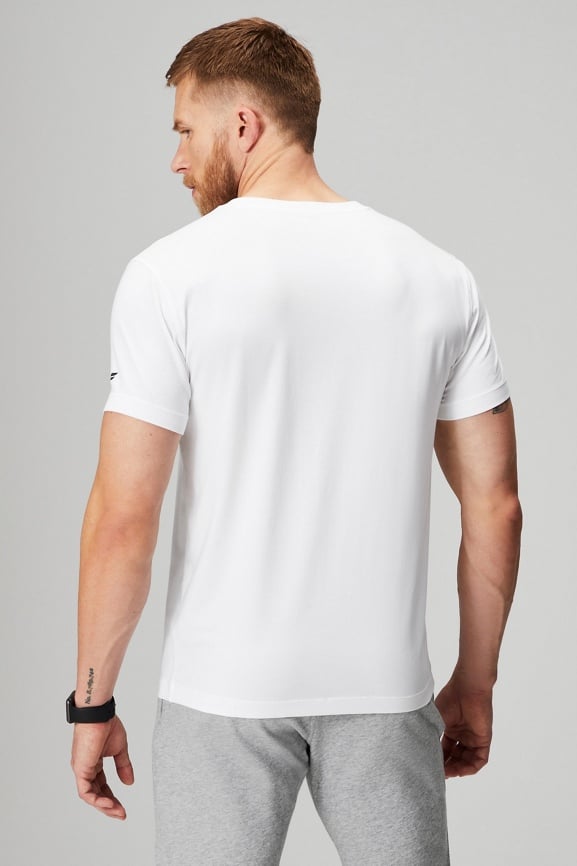 The 24-7 Tank & Muscle Tank & V-Neck 3-Piece Bundle