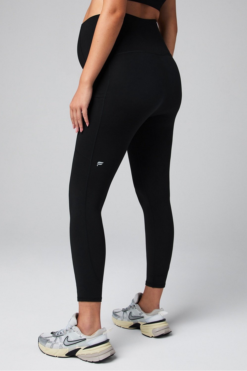 Nike power pocket hyper tight fit best sale