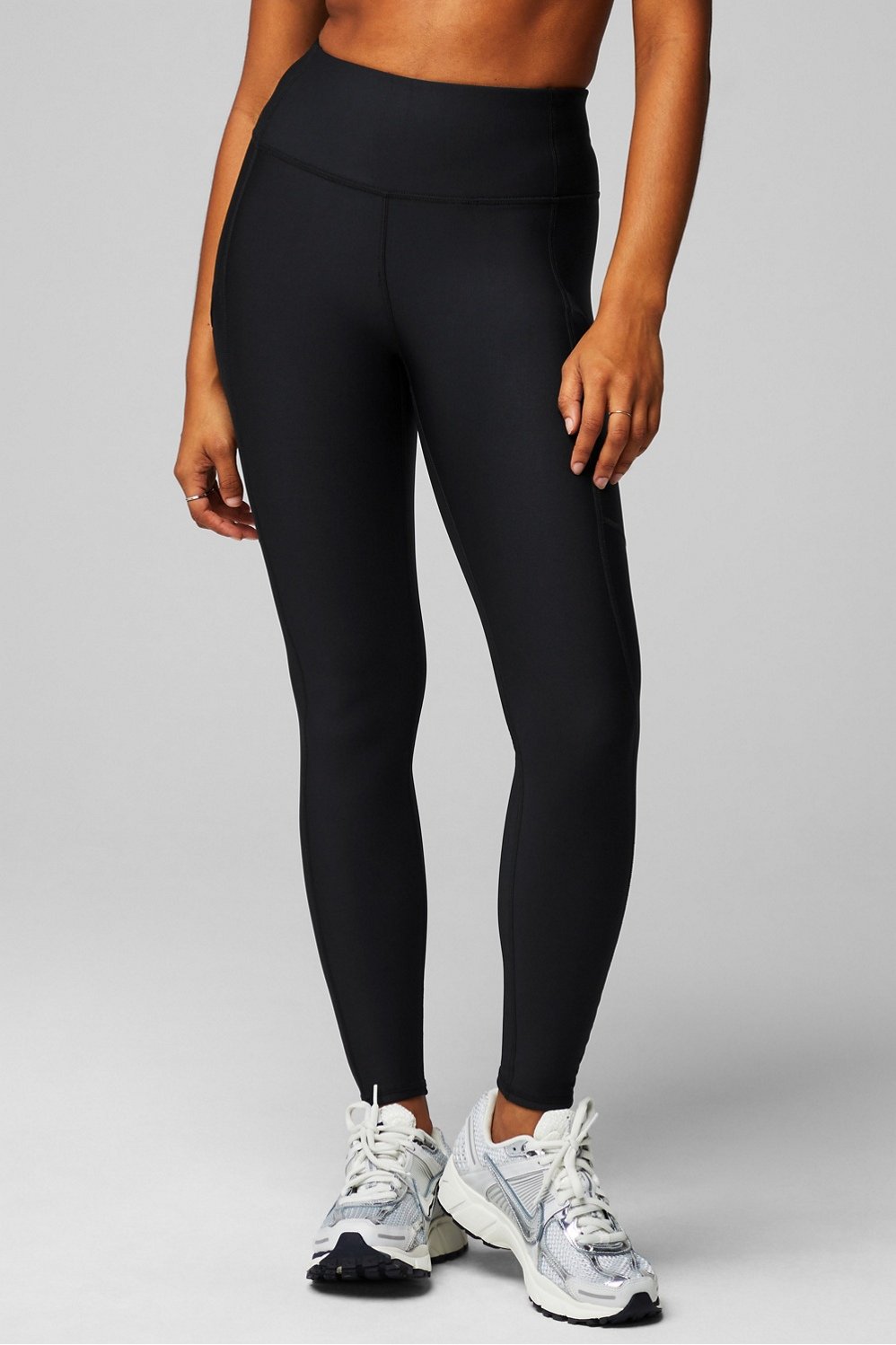 Glitich Leggings with pockets (deep pockets) black contrast waistband –  Fayah Athletics