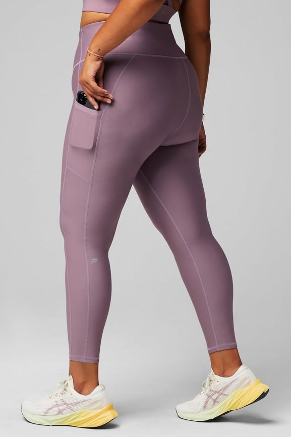 My First Time Trying Fabletics  Women leggings outfits, Fabletics