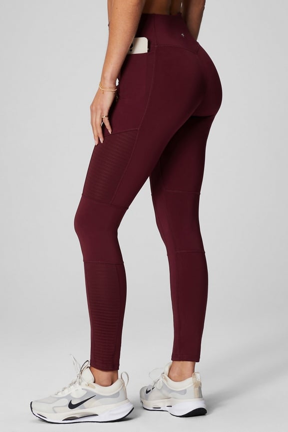 Fabletics Womens Leggings Size XS Lima Capri Workout Hot Pink Raspberry  Active - $21 - From Katie