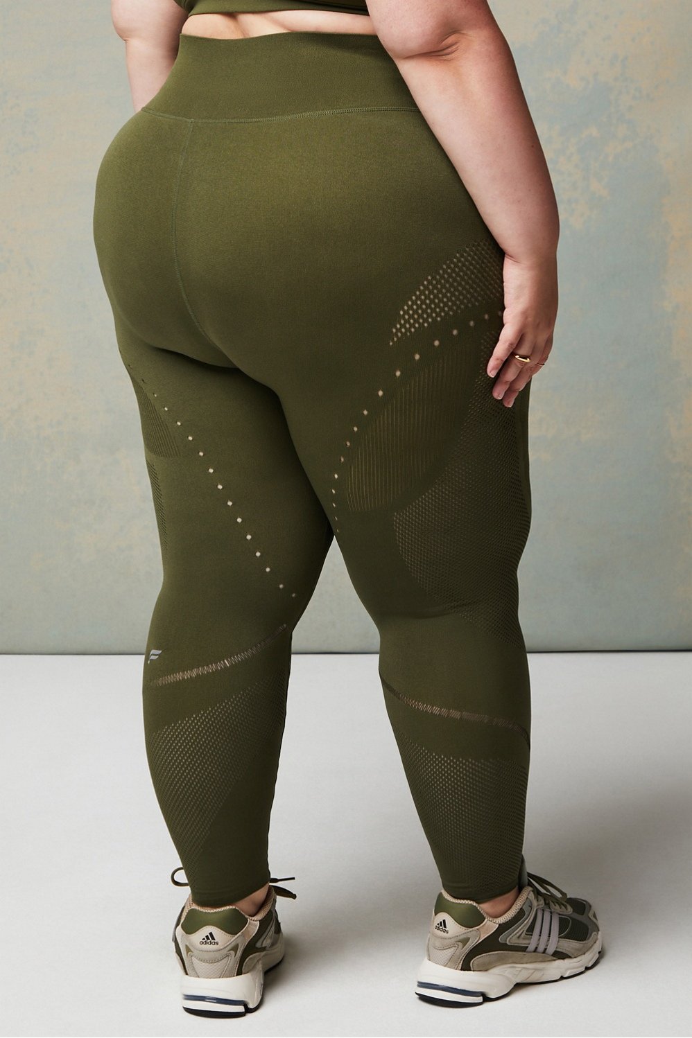 Sculptknit Contour High-Waisted Legging - - Fabletics Canada