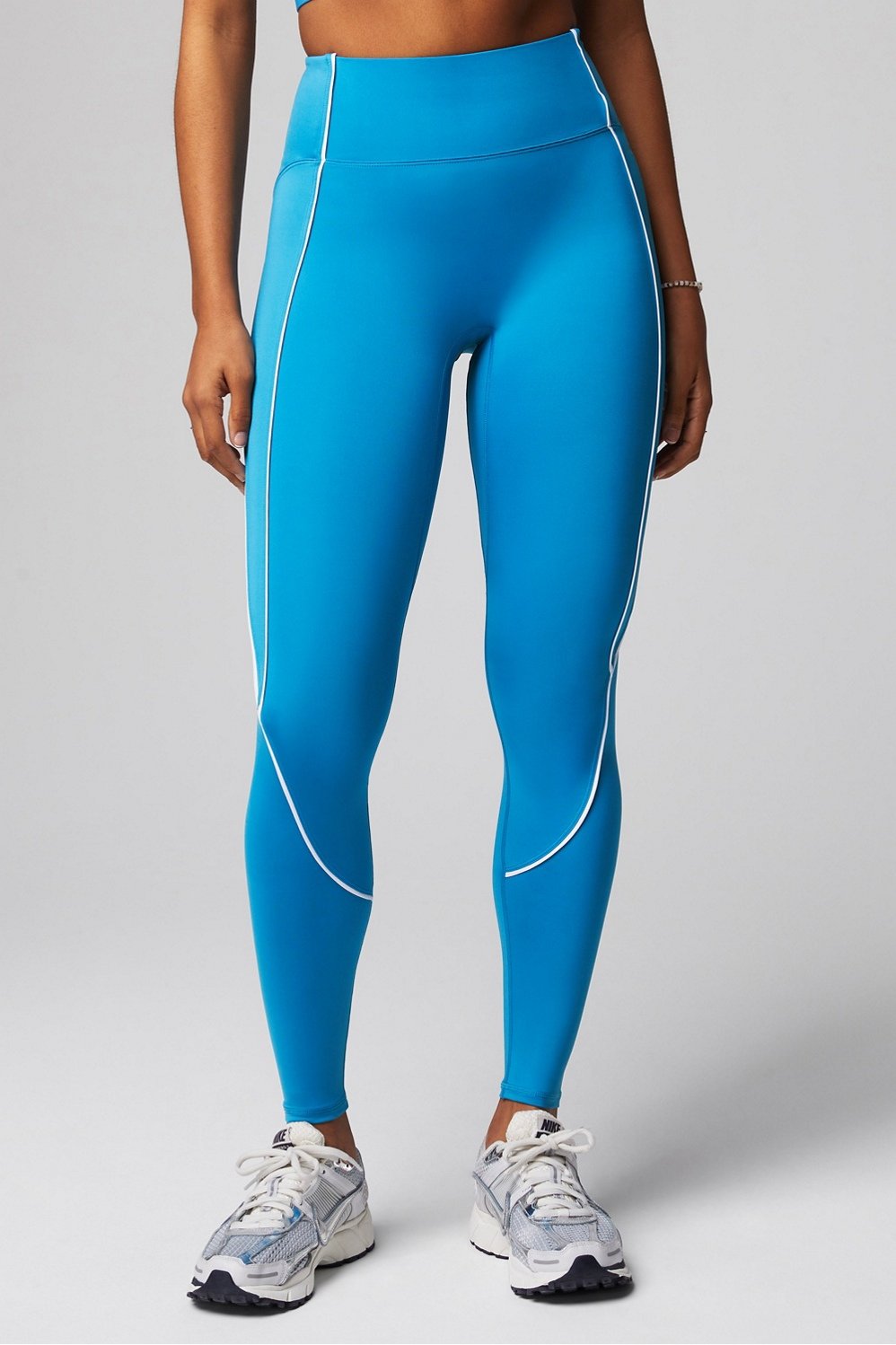 Anywhere Motion365+ High-Waisted Piped Legging - Fabletics