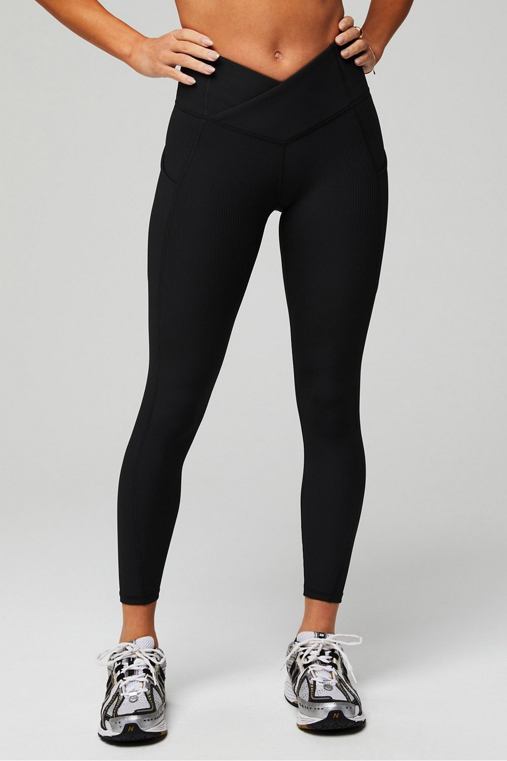 Fabletics, Pants & Jumpsuits, Fabletics Womens Size Large Midrise  Seamless Rib 78 Legging Gray Black