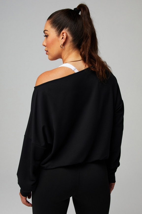 Shoulderless sweatshirt deals