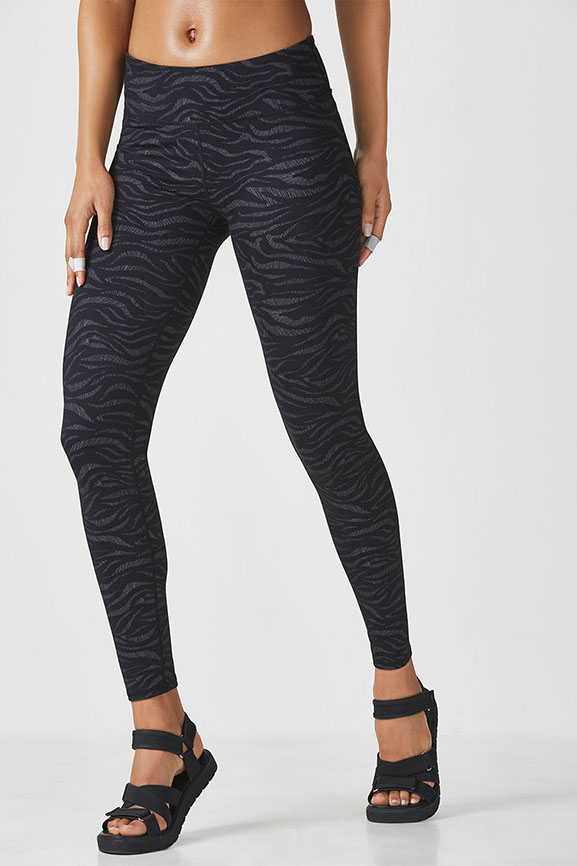 Define PowerHold® Mid-Rise Legging - Fabletics Canada