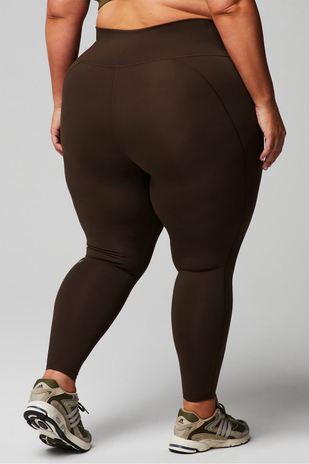 Woman Fabletics Size Large Powerhold Leggings : r/gym_apparel_for_women