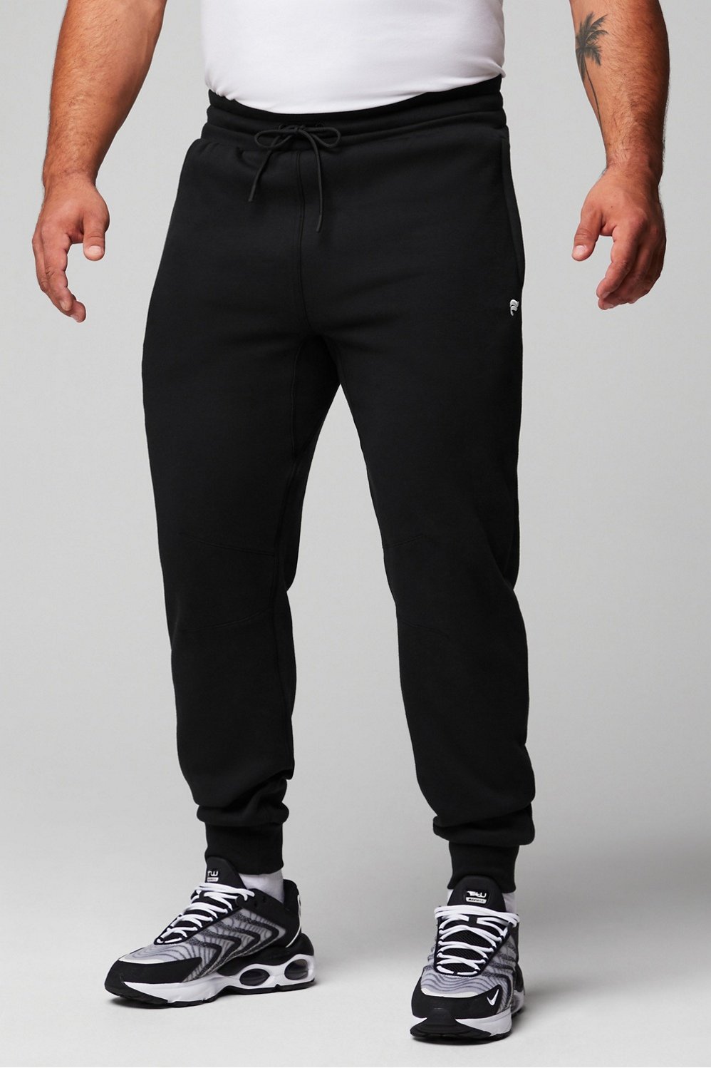 Fabletics - Meet the Maj Pant! (AKA our new jogger that