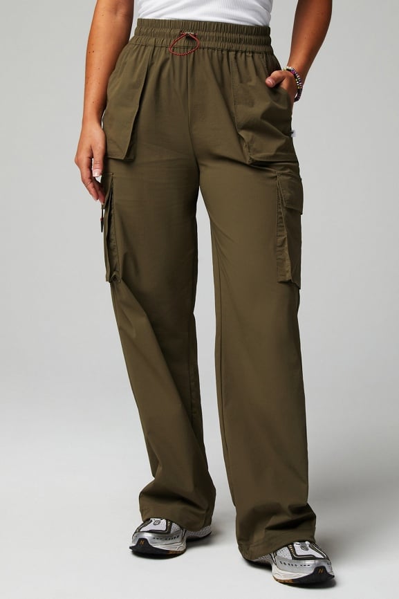 Women's active sales cargo pants