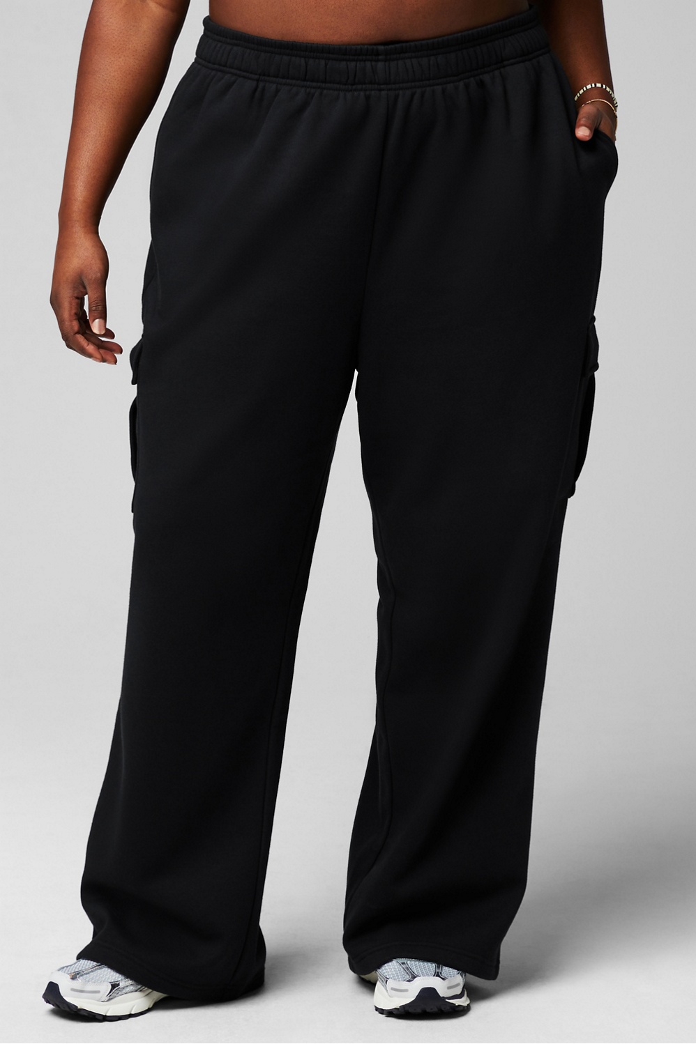Tek Gear Women's Mid Rise Wide Leg Cozy Fleece Pants Black Tie 1X