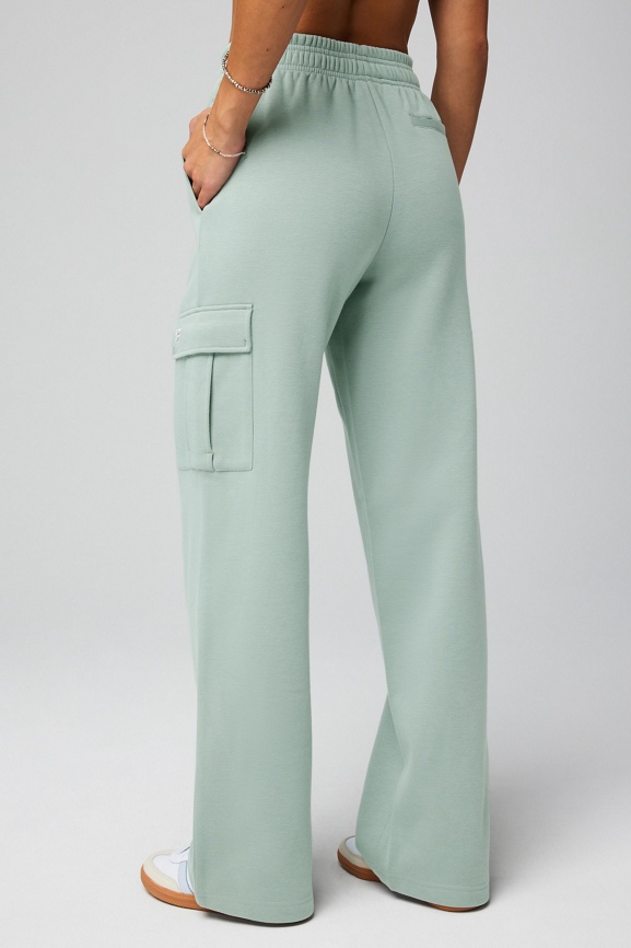 Cozy Fleece Wide Leg Cargo Sweatpant - Fabletics