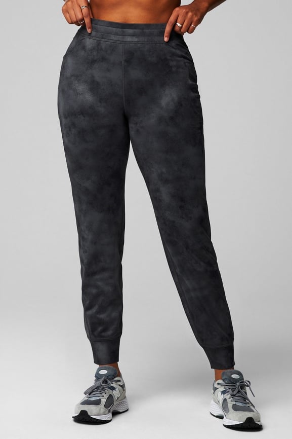  Fabletics Women's On-The-Go Cold Weather Jogger,  Moisture-Wicking, Pockets, XS/Regular