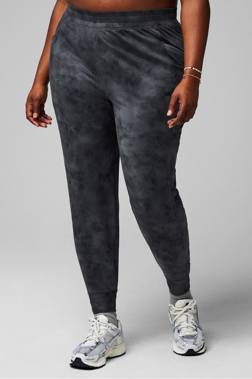 On-The-Go Cold Weather Jogger - Fabletics