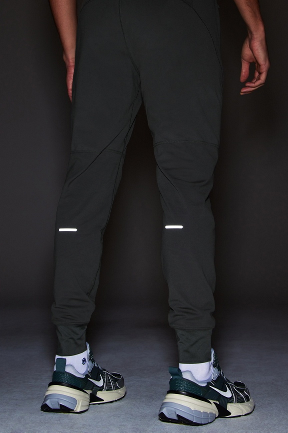 The Altitude Slim-Fit Jogger - Yitty The Altitude Slim-Fit Jogger - Yitty