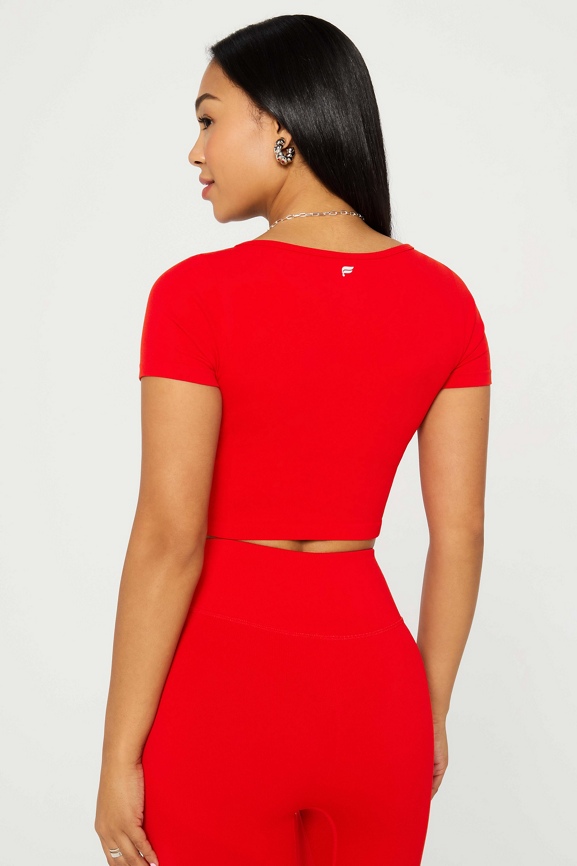 Sleek Seamless Scoop Neck Short-Sleeve Top