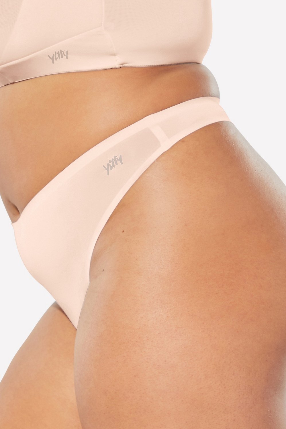 Smoothed Reality Mid Rise Thong