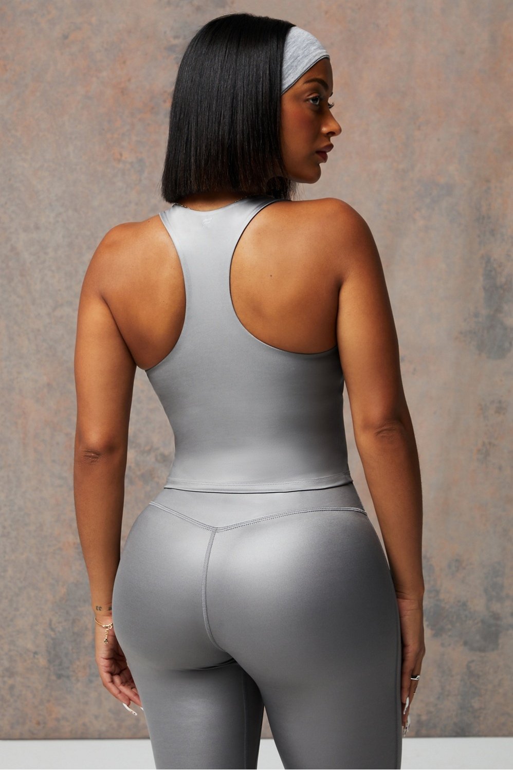 Anywhere Shine Built-In Bra Tank - Fabletics Canada
