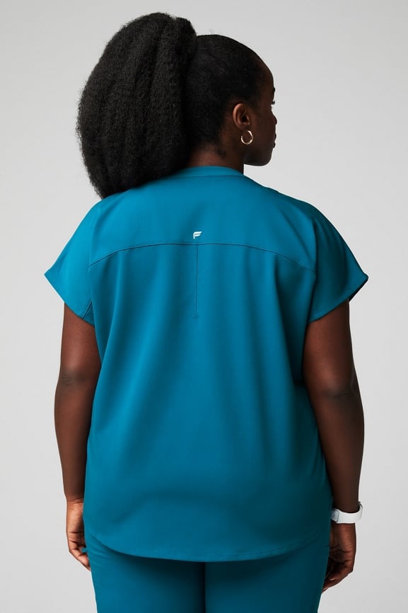 Evolve Scrub Top